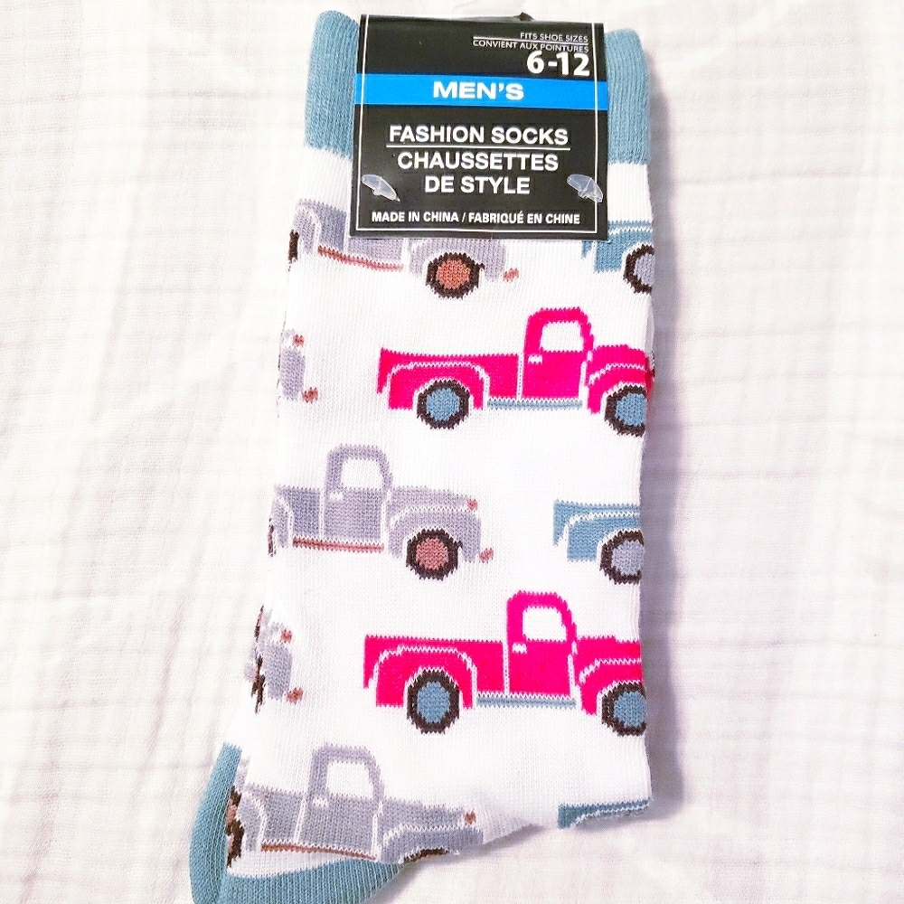 Men's Truck Socks. NWT